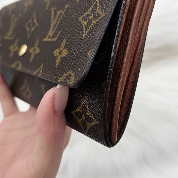 Louis Vuitton Monogram Sarah Wallet - Picture 6 of 14
